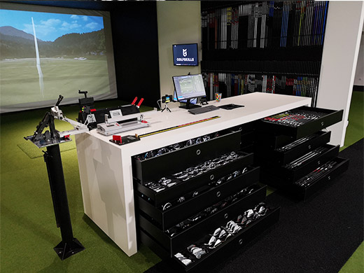 golfskills-fitting-center-paris-france-true-spec-golf-machine