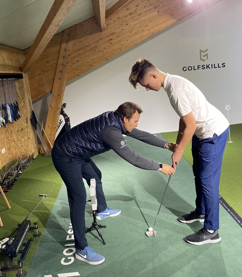 cours-de-putting-indoor-paris-golfskills-france